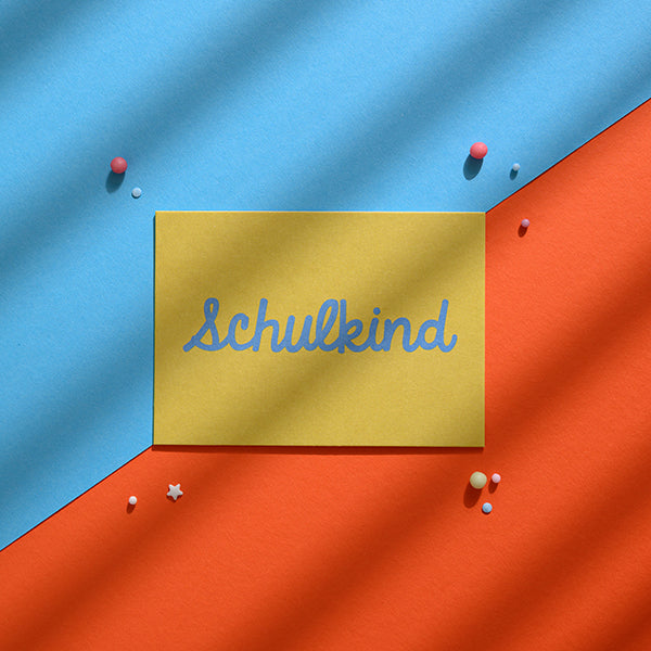 ava&yves - Postkarte "Schulkind" gelb/türkis