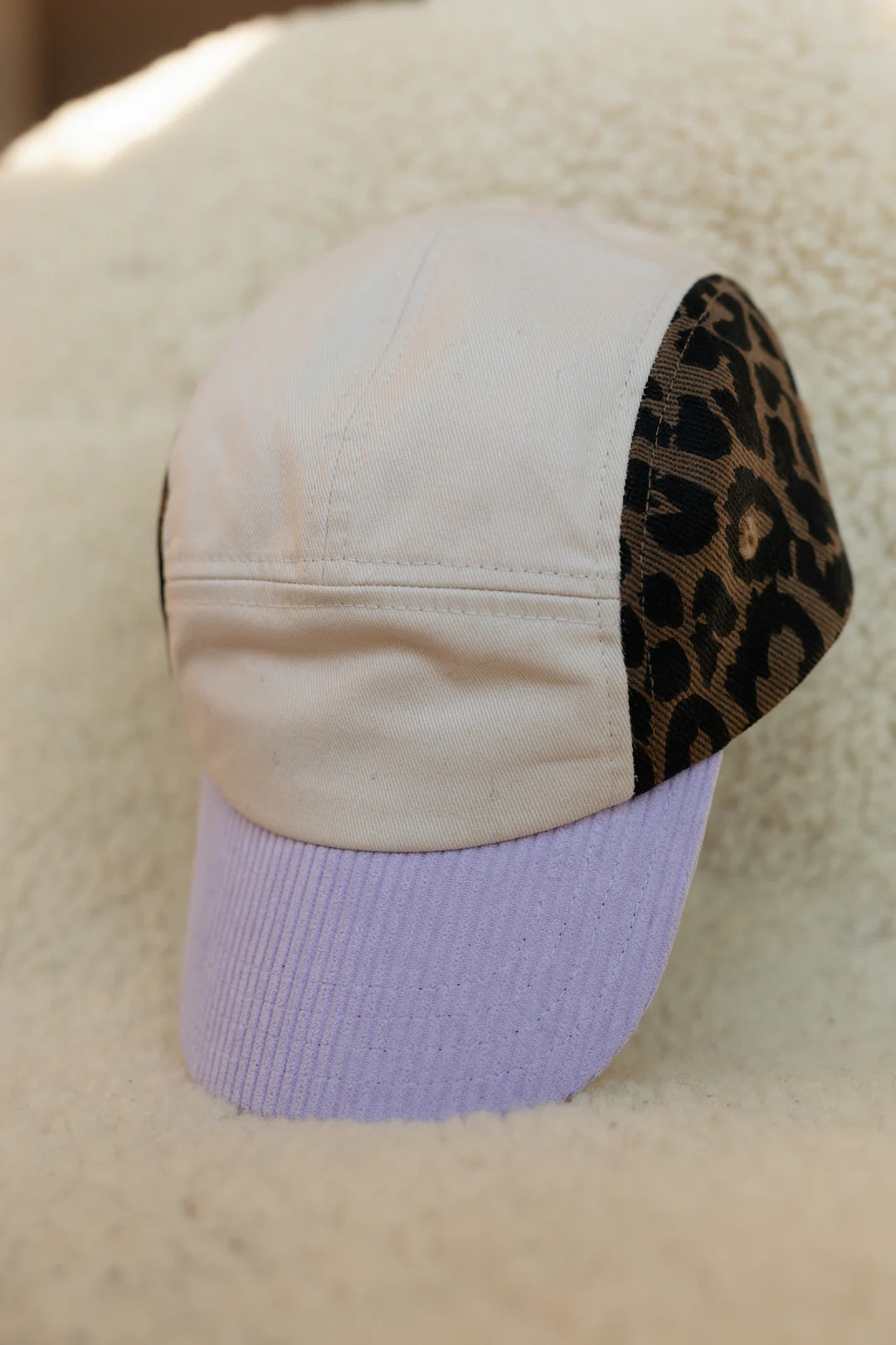 Lukkily - Cap "Leo" - light brown/lilac