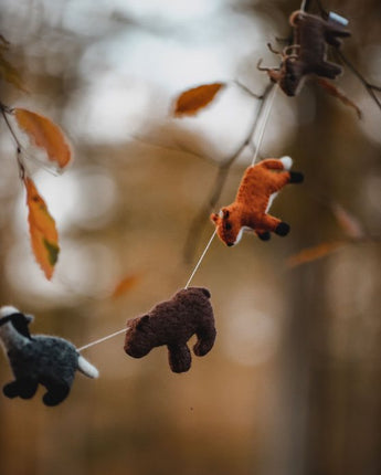 Bunte Girlande mit Waldtieren – Handgefertigt