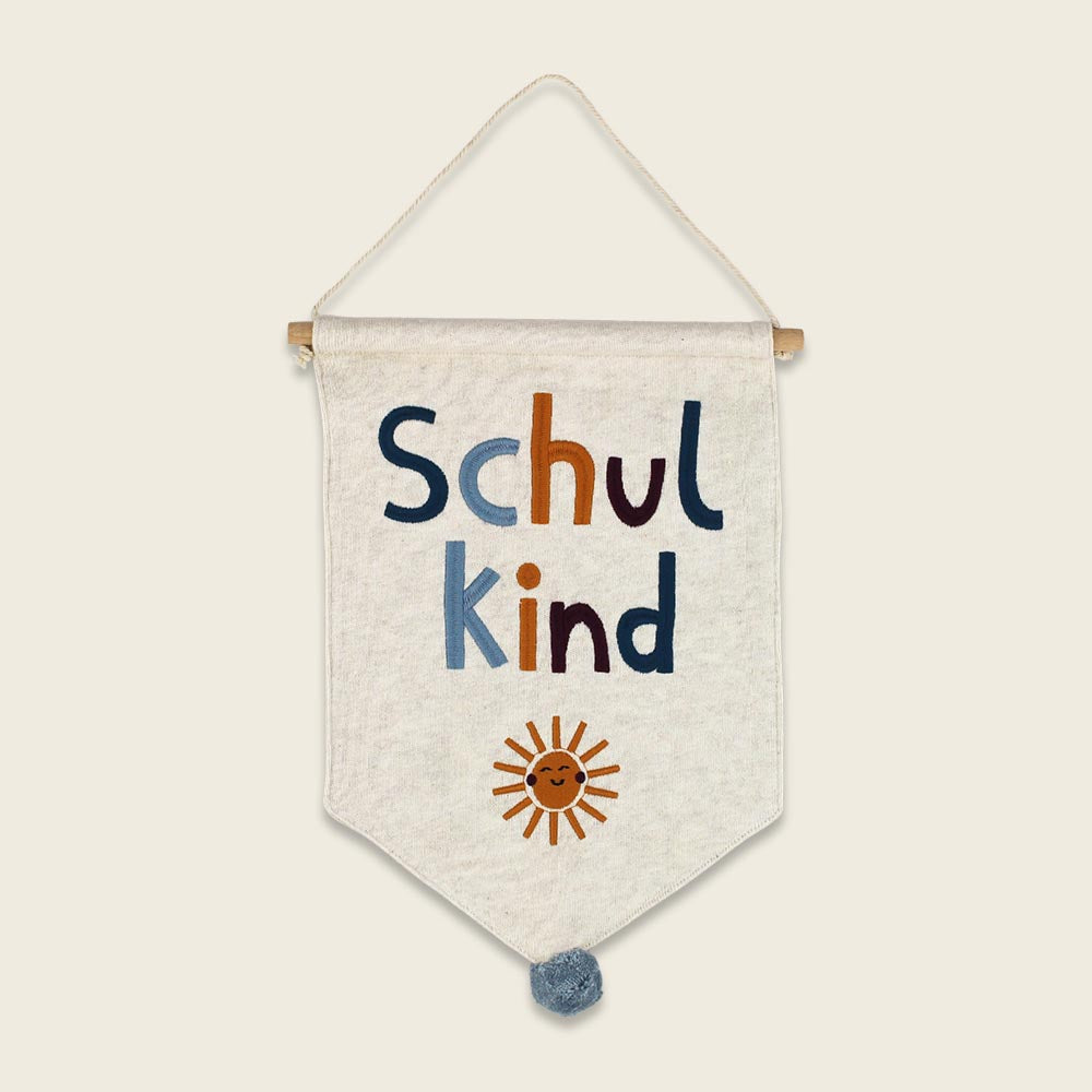 ava&yves - Wandbehang "Schulkind" - Sonne