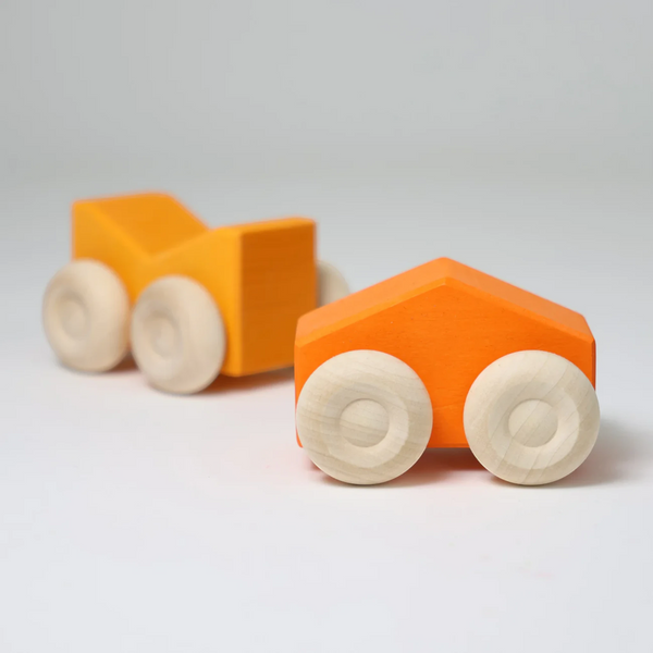 GRIMM'S Stapel-Auto Orange - Handbemaltes Holzspielzeug zum Stapeln und Rollen - Makimo - Smart Kids