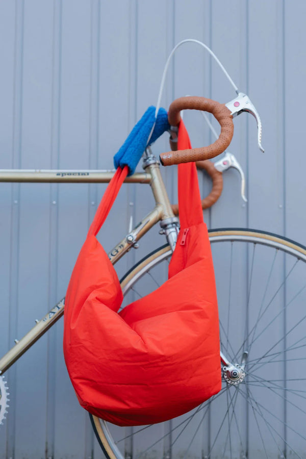 LUKKILY Bag #2 koralle / Cobalt + Leo - Mom-Bag mit wechselbaren Schulterpatches - Makimo - Smart Kids