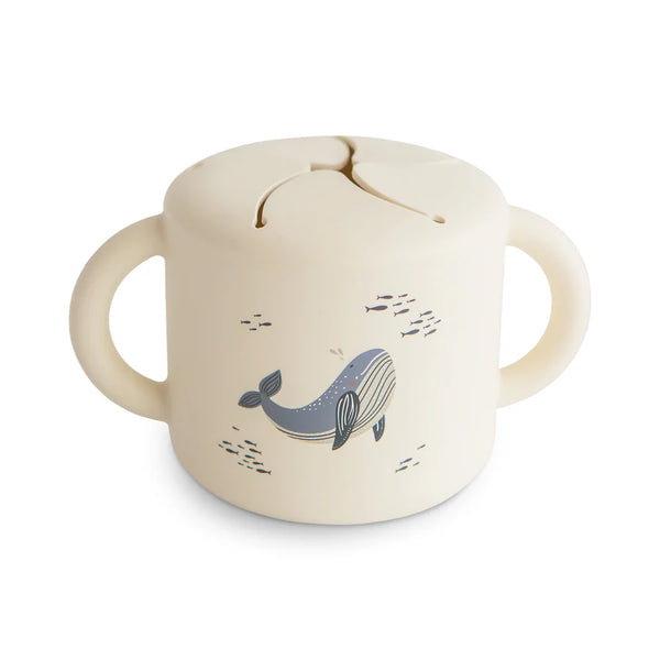 Mushie - Silicone Snack Cup – Silikon Snackbecher für Babys - Whales - Makimo - Smart Kids