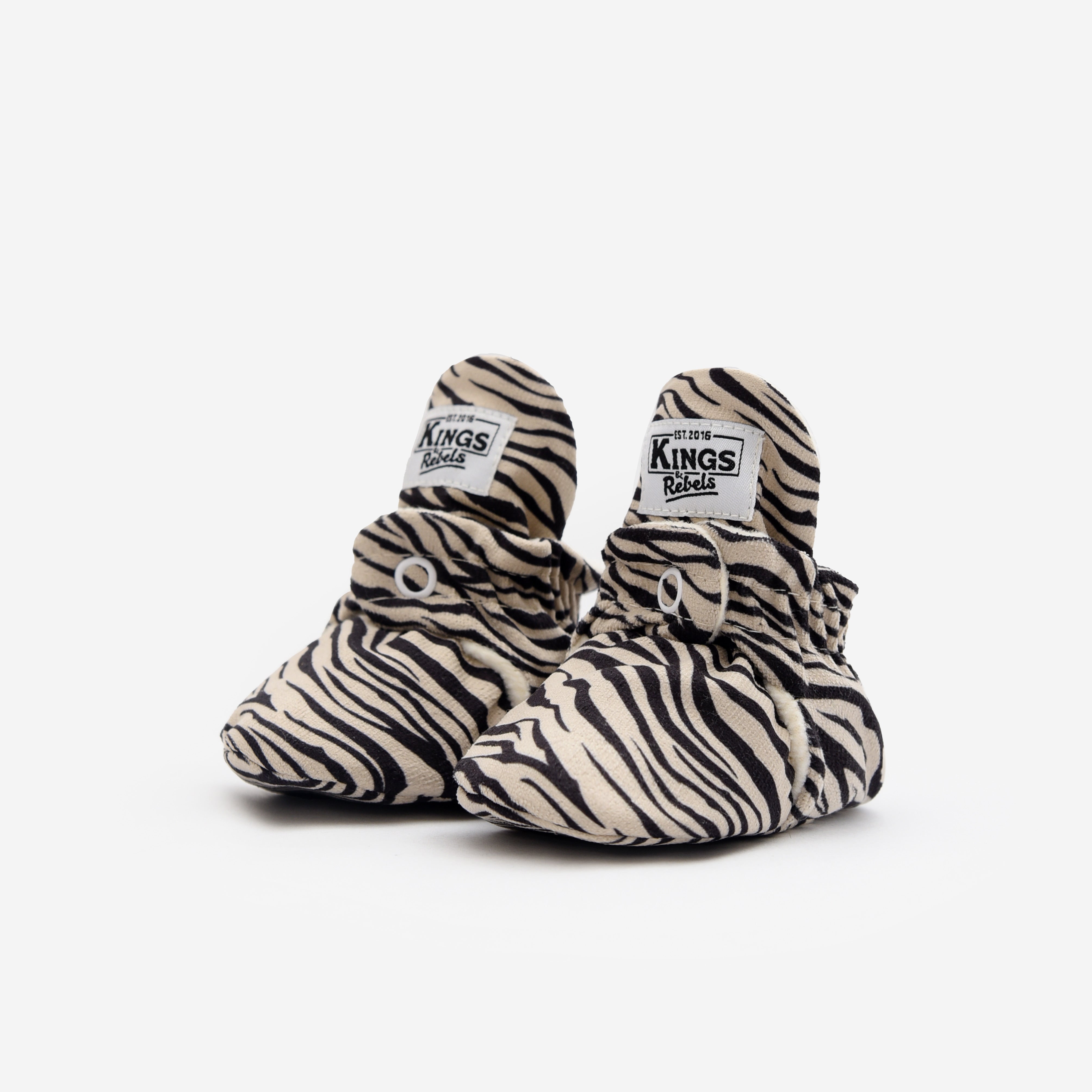 Kings & Rebels Gamuza Classic Baby Booties - Zebra - Makimo - Smart Kids